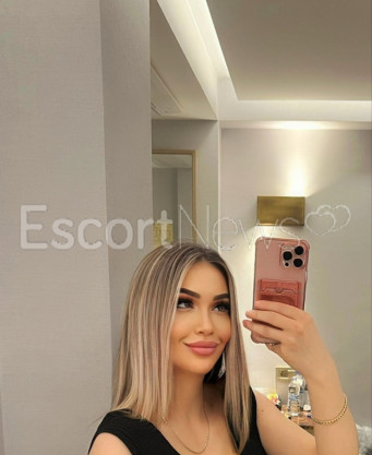 Photo escort girl Vika: the best escort service